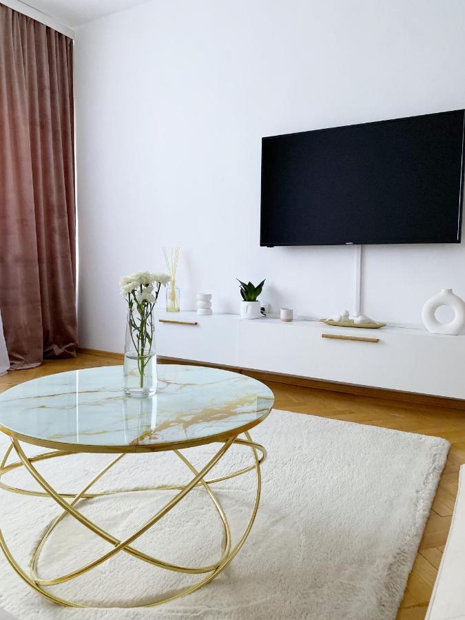 Timisoara Central Apartament Apartment Ngoại thất bức ảnh